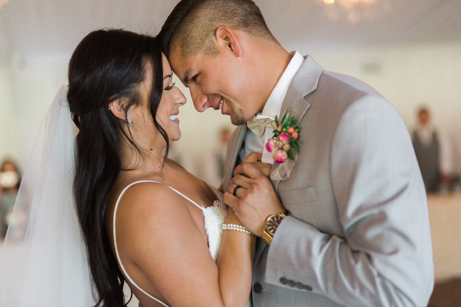 Alexa and Armando's Dreamy Blush Wedding25.jpg