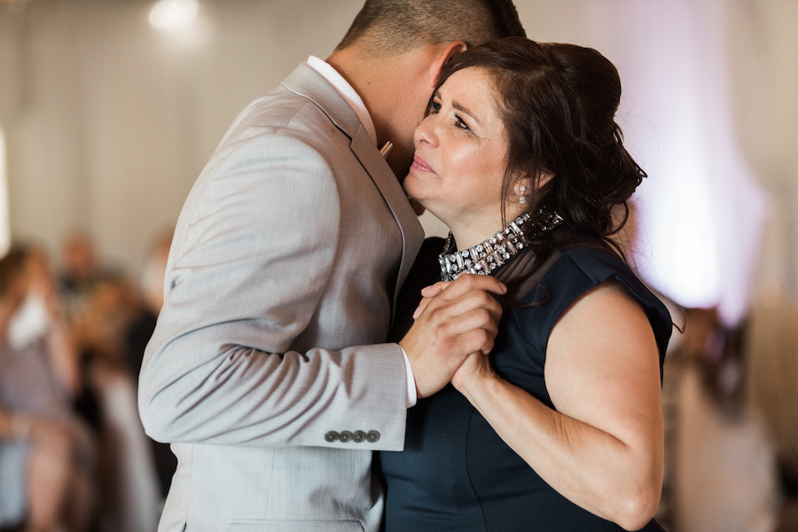 Alexa and Armando's Dreamy Blush Wedding26.jpg
