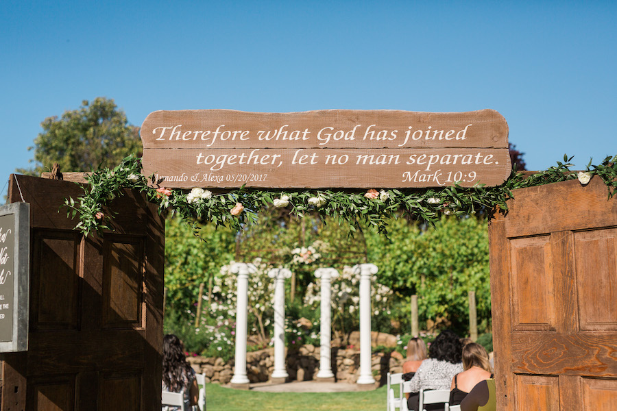 Alexa and Armando's Dreamy Blush Wedding5.jpg