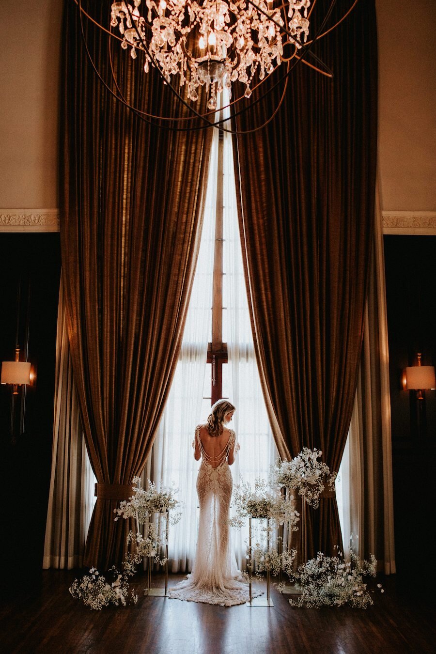 Ethereal EBell Long Beach Wedding Inspiration Featured on 100 Layer Cake6.jpg